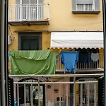 Tra I Vicoli Di Napoli, La Olivella Design E Amore
