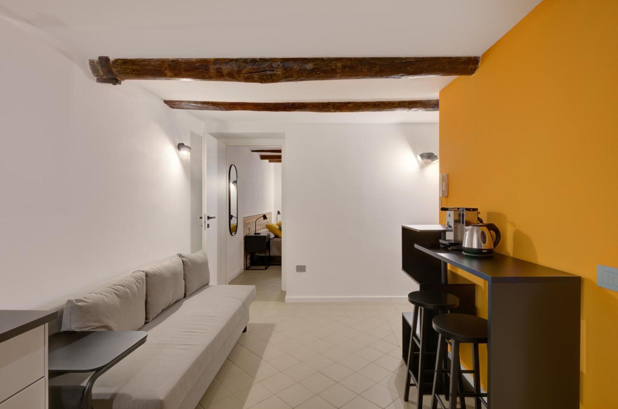 Tra I Vicoli Di Napoli, La Olivella Design E Apartment *